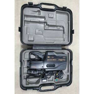 Vintage Rare Quasar VM33 VHS Camcorder Camera X8 CCD HQ VHS With Case And Light